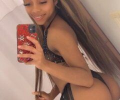 Petite 5'2 Throat Goat Escort — Outcalls, Car Dates, Facetime - Image 2