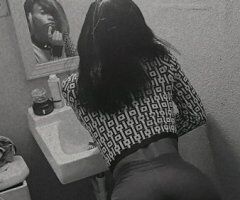 Melt On Yu — 35 Escort - Image 6