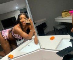 Mississippi Female Escort — petite slim tatted creamer & squirter - Image 1