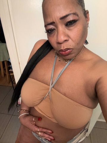 Phoenix Female Escort — BBJ, GFE & Incalls/Outcalls - 1