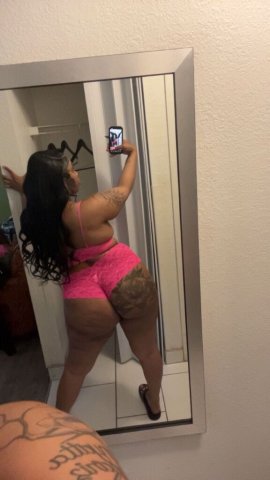 Memphis Outcalls — Upscale, Drama-Free Female Escort - 1