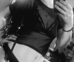 Baltimore Female Escort — Italian long legs & foot play - Image 8