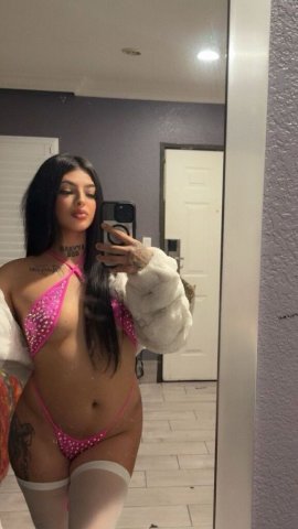 Monterey Female Escort — Discreet In-Calls & Outcalls - 1