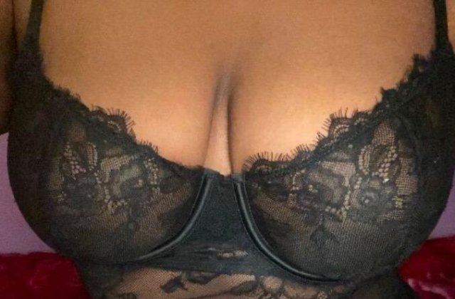 North Jersey Female Escort — Outcall Only, GFE Premium Services (1+ Hour) - 1