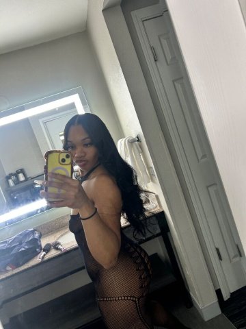 Toledo, Ohio Female Escort — New Face Night Only - 1
