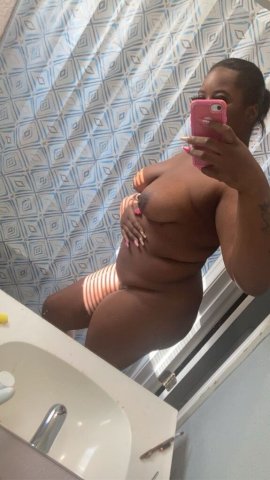 Minneapolis/St. Paul Female Escort — Incall, Outcall & Car Dates - 1