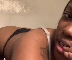 Racine Petite & Curvy Female Escort - Image 5