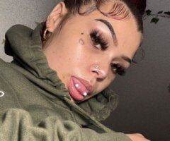 Seattle Female Escort — Protected Services, FaceTime Verification - Image 3
