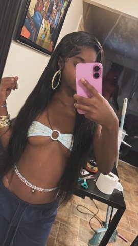 Petite Chocolate Hottie for Outcalls — Video Verification Required - 1