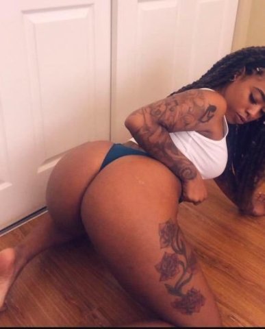Goddess Kwinn — North Jersey Female Companion with Nuru Massage & F/T Shows - 1