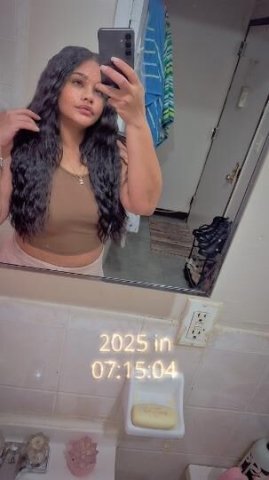 Sexy Latina Escort (33) — massages, dances & more - 1