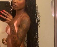 Petite chocolate playmate escort in Richmond, VA — classy, tight fit - Image 2