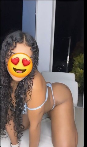Northern Virginia Female Escort — Natural oral & deep throat - 1