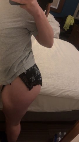 Ann Arbor Outcalls Only Female Escort — big butt, wet pussy - 1