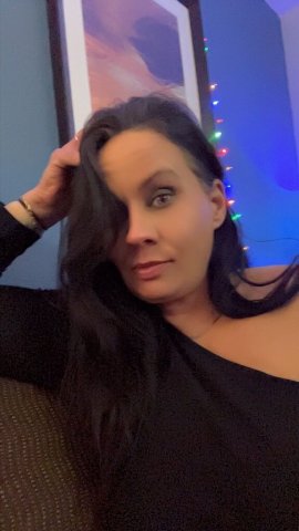 Louisville Female Escort - 1