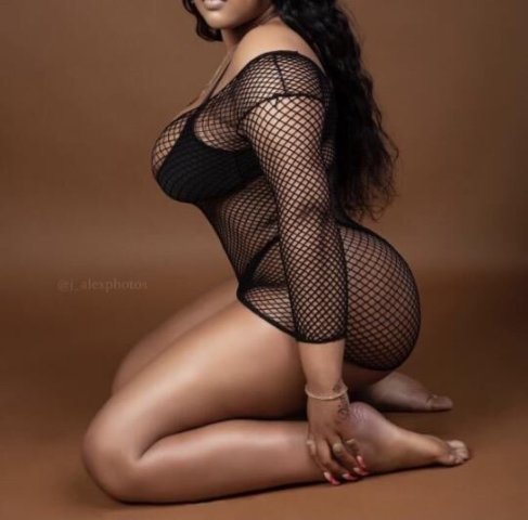 Washington D.C. Party Girl Incalls + Outcalls — Curvy Treat - 1