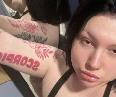 Evansville escorts - Evansville IN 2 Girl Deals — Bella & Zoey (Cash Only)
