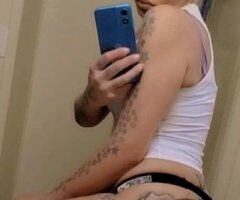 Pretty Lydia & BIZZYLIZZY — Sexy Outcall - Image 5