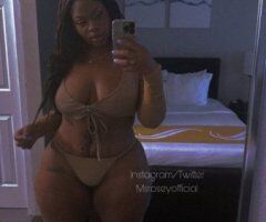 Visiting Voluptuous Thick Ebony Escort — Gentlemen Only - Image 4