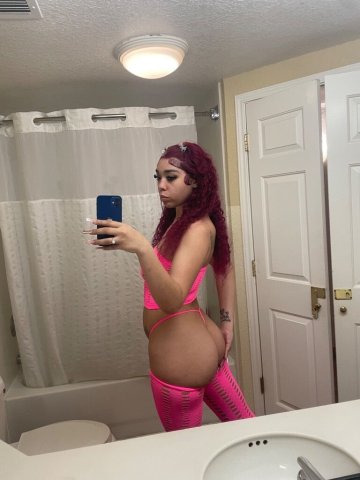 Fort Lauderdale, FL Pink Playful Escort — Hollywood Weekend Specials (QV/2 pop) - 1