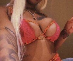 Macon escorts - Upscale discreet Macon escort for a relaxing, juicy time