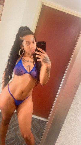 San Fernando Valley Female Escort — wet tight pussy, super soaker - 1