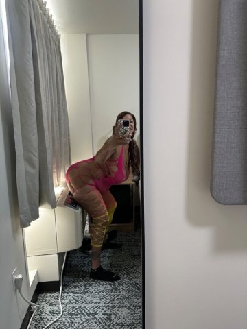 Manhattan Female Escort — Wet Tight Pussy Sessions - 1