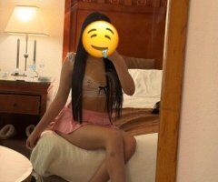 Mujer 21 en San Mateo, California — Servicio con FaceTime - Image 3