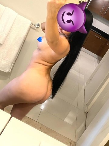 Incalls y outcalls latina caliente en Nashville — independiente 24/7 - 1