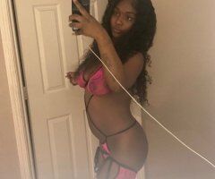Palm Springs escorts - Palm Springs CA Outcall Female Escort — QV/HHR/HR + Feet Fetish