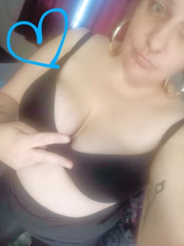 Tacoma Female Escort — Discreet Incall in Fife (Hawks Special) - 1
