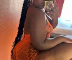 North Hills Female Escort — Tight Wet Pussy (22) - Image 3