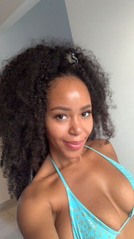 Houston Female Escort — Londoner-Style Dates - 1
