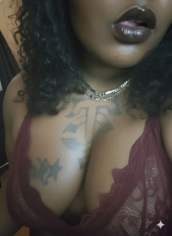 Late Night Treat — Discreet Curvy Female Escort (Garvey & New Monterey, Rosemead/San Gabriel area) - 1