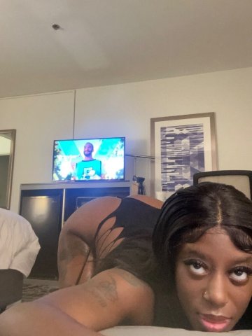 Vegas Quick Special — 2 Girls, Incalls & Massages - 1