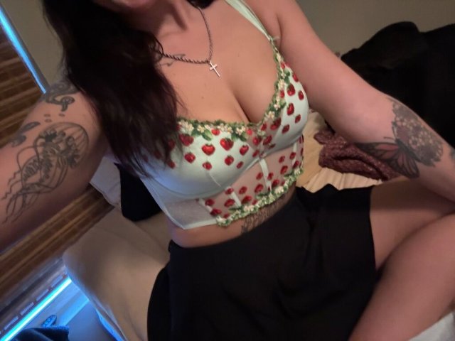 Myrtle Beach GFE Female Escort — No Cameras, No Bondage 1st Meet - 1
