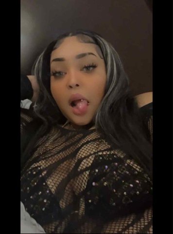 Chicago Incalls with Big Booty Latina (Greek) — 100qv or 200, 2 pumps, no rush - 23 - 1