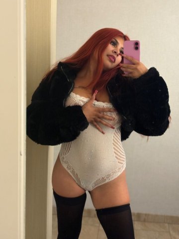 Upscale redhead female escort in Little Rock — discreet services, erotic massages, toy shows - 1
