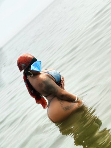 Queens Filipino Escort — Luxury apartment, massage & exotic performances - 1