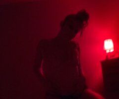 Palm Springs Female Escort — car date, out-call, full service - Image 4