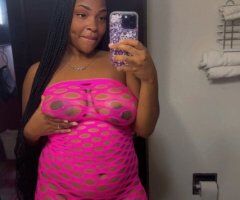 St. Louis escorts - St. Louis Incalls Only — Tight & Wet for You Daddy