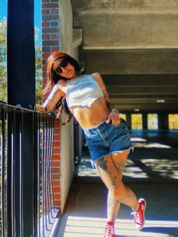 27-Year-Old Southern Belle Blonde Escort - 1