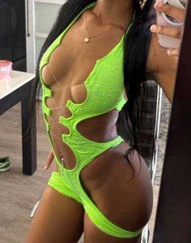 Fort Lauderdale Female Escort — Incall & Outcall, Clean & Mature Men - 1