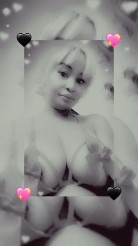 Reno NV Valentine Specials — Discreet Female Escort for Role Play & Facials - 1