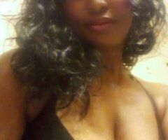 Reno NV Valentine Specials — Discreet Female Escort for Role Play & Facials - Image 7