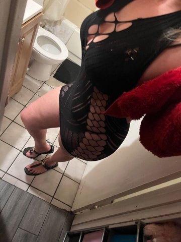 San Diego Female Escort — in-house or hotel appointments (no car) - 1