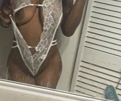 Buffalo NY Happy Friday Cardates — Petite “Daddy” Outcall Only - Image 5