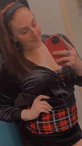 Detroit Female Escort — Tuesday Special, 9pm–5am (IQV-100) - 1