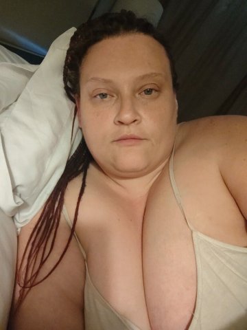 Waterfall Slide — Trucker-Friendly Female Escort in Nashville - 1