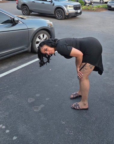 Richmond, VA Birthday-Theme Female Escort — Urgency Text Only - 1
